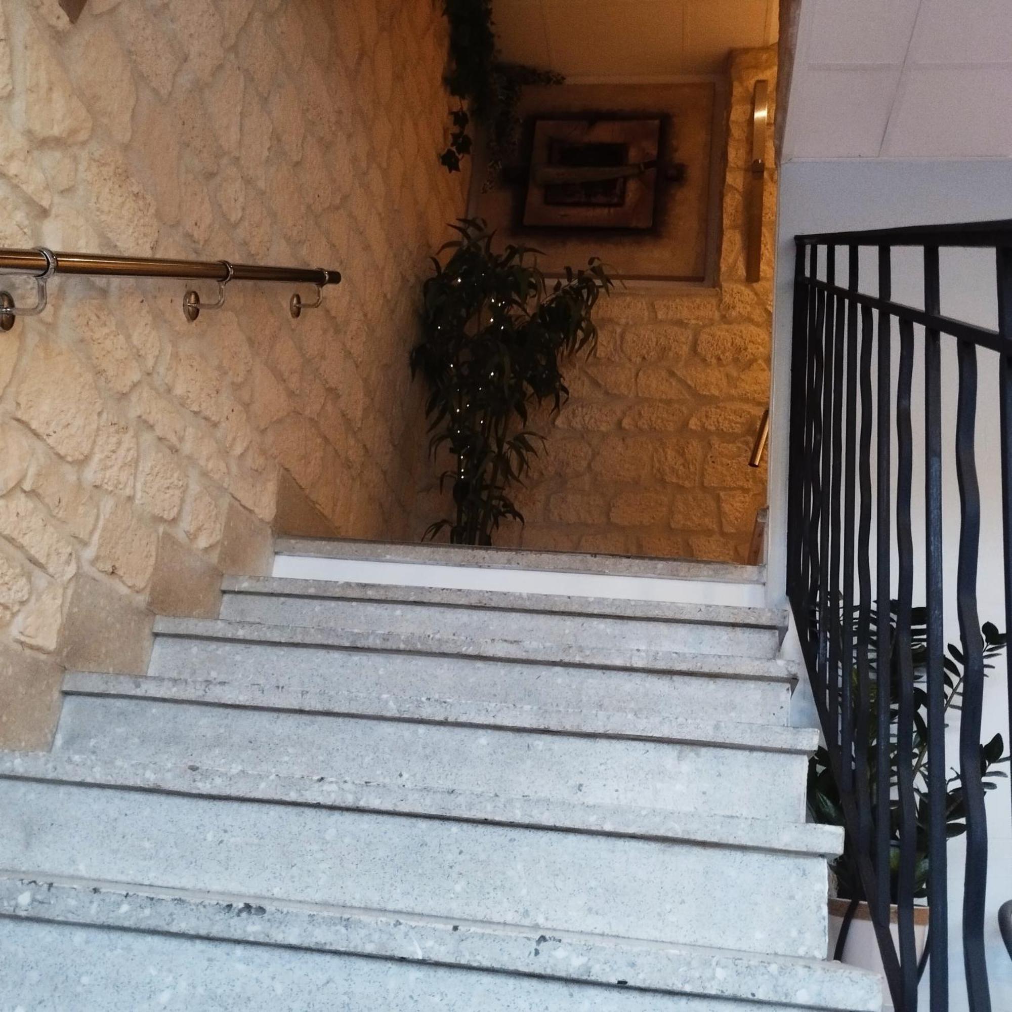 Hotel Du Lac Chateau-Arnoux-Saint-Auban Exterior photo